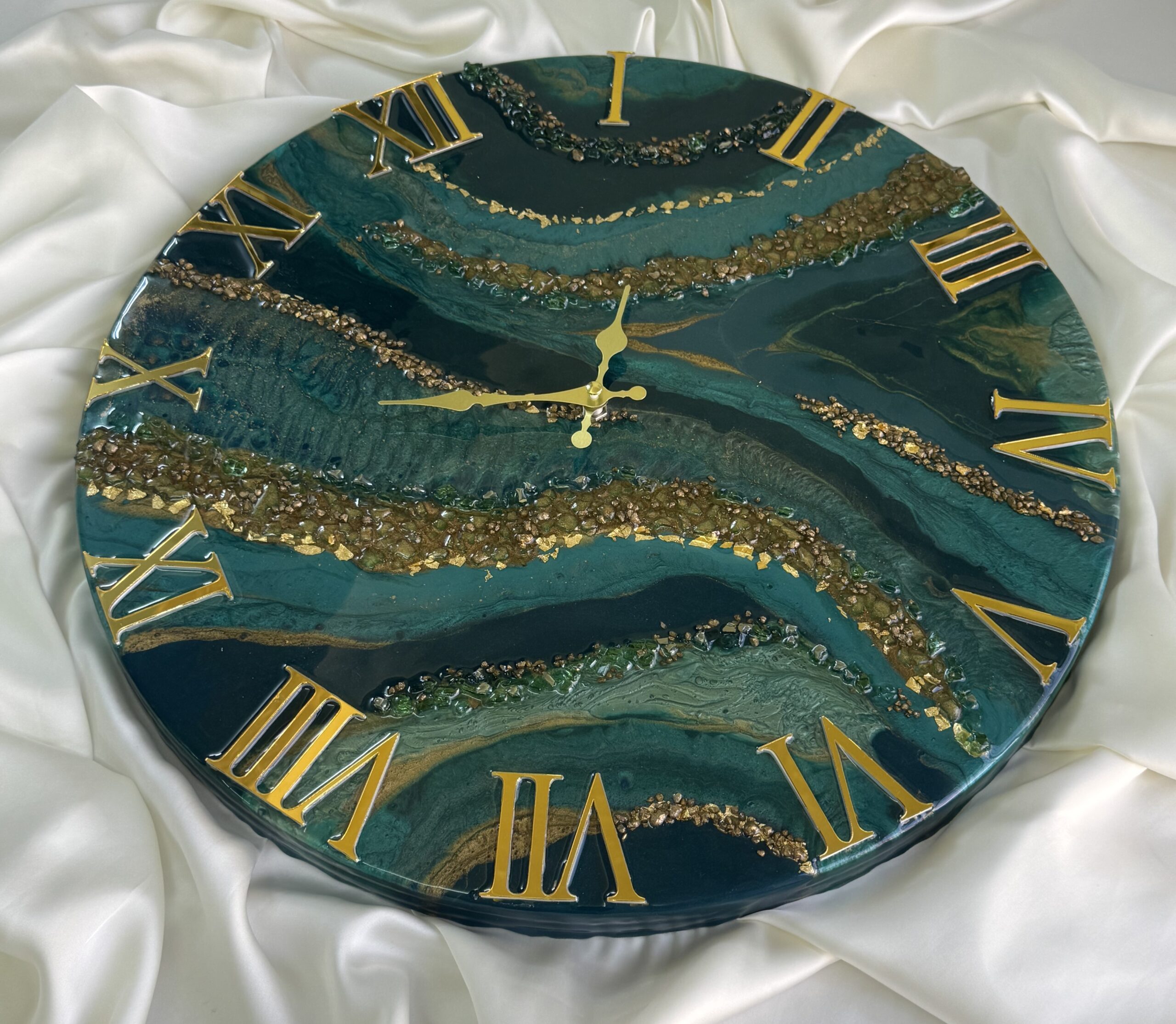 Green and Gold Flow 3