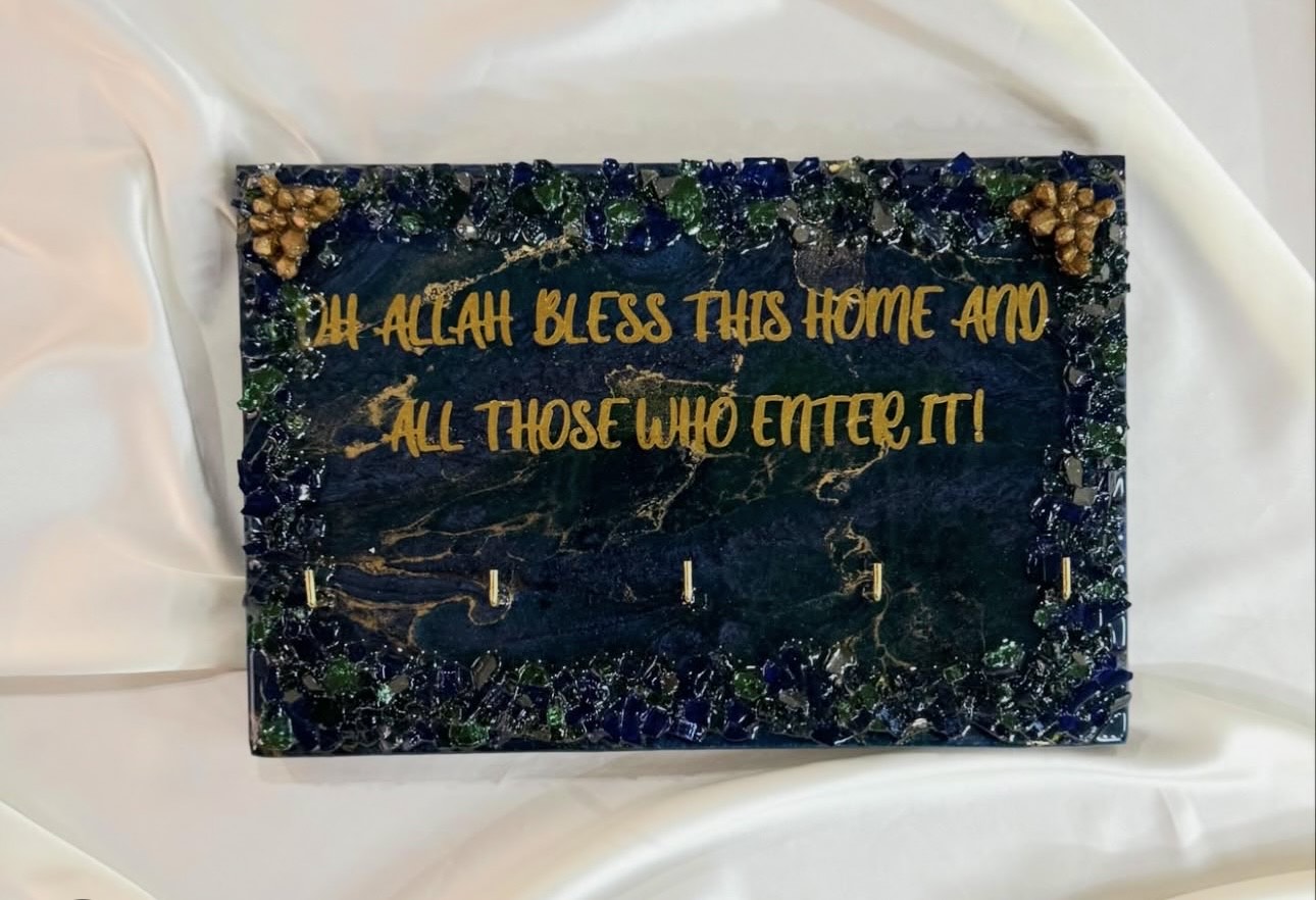 Decorative Resin Art Key Stand