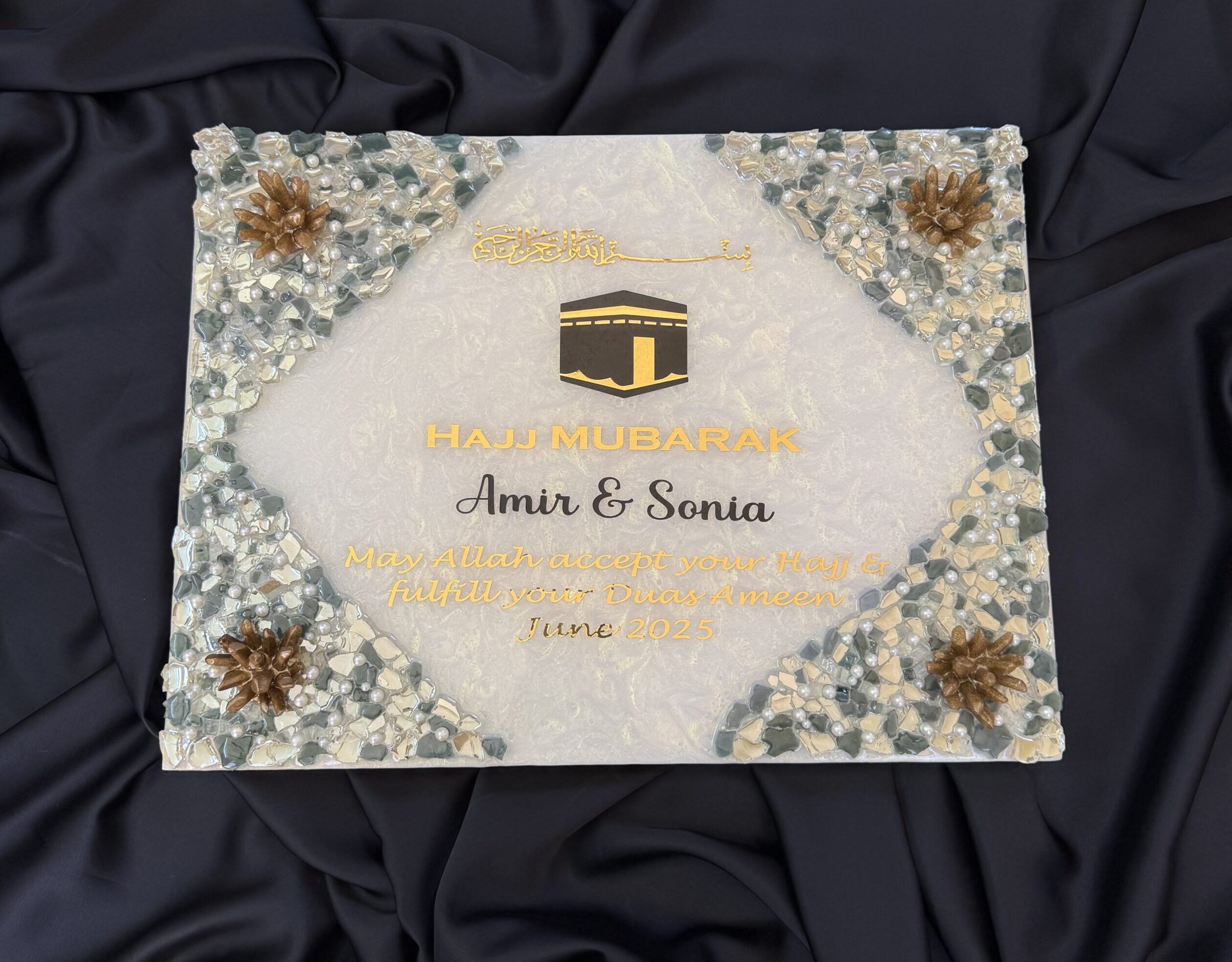 Exquisite Hajj Mubarak Resin Gift