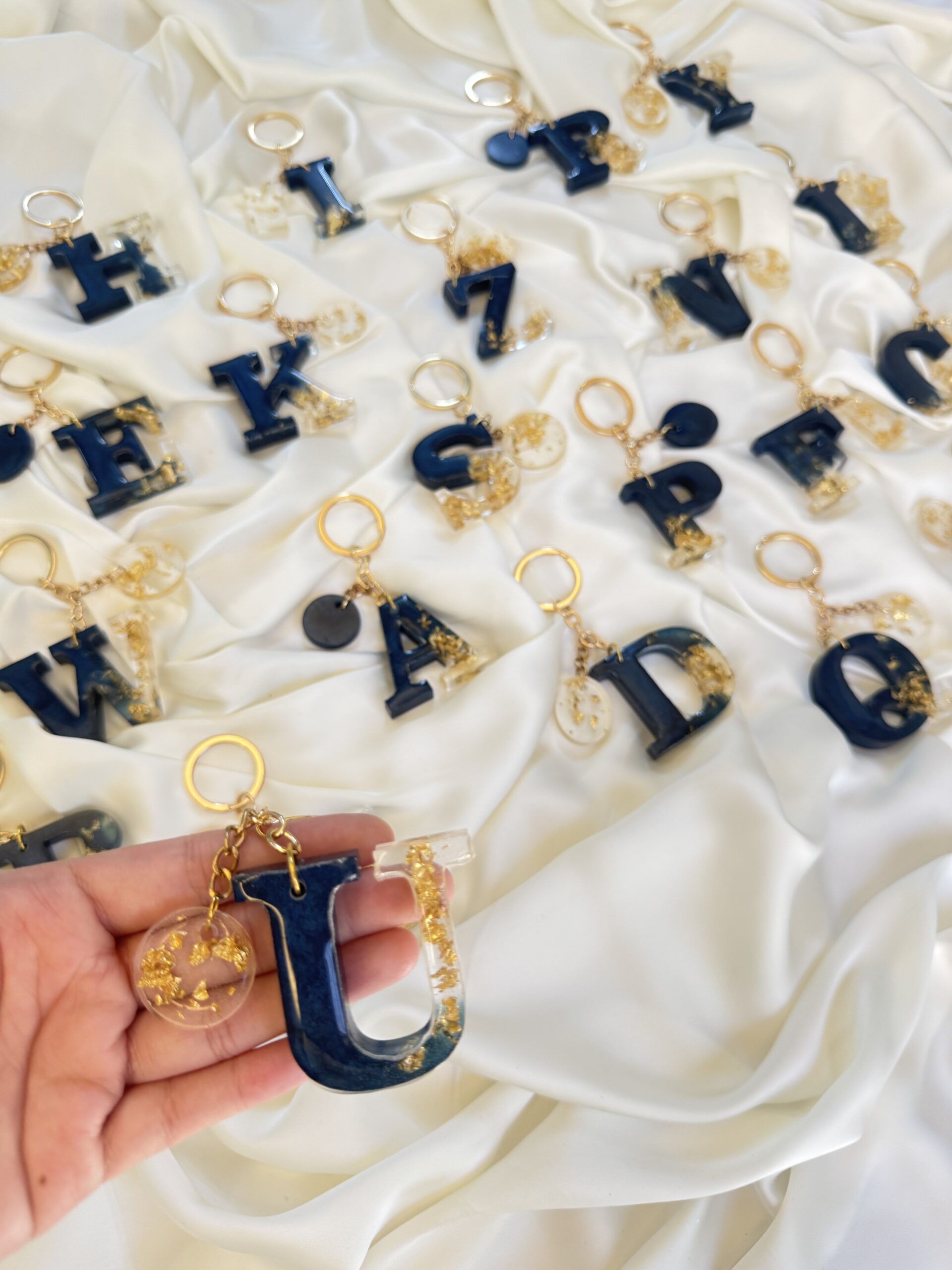 Shimmering Onyx Resin Keychains 3