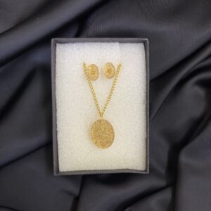 Shimmering Resin Pendant Set