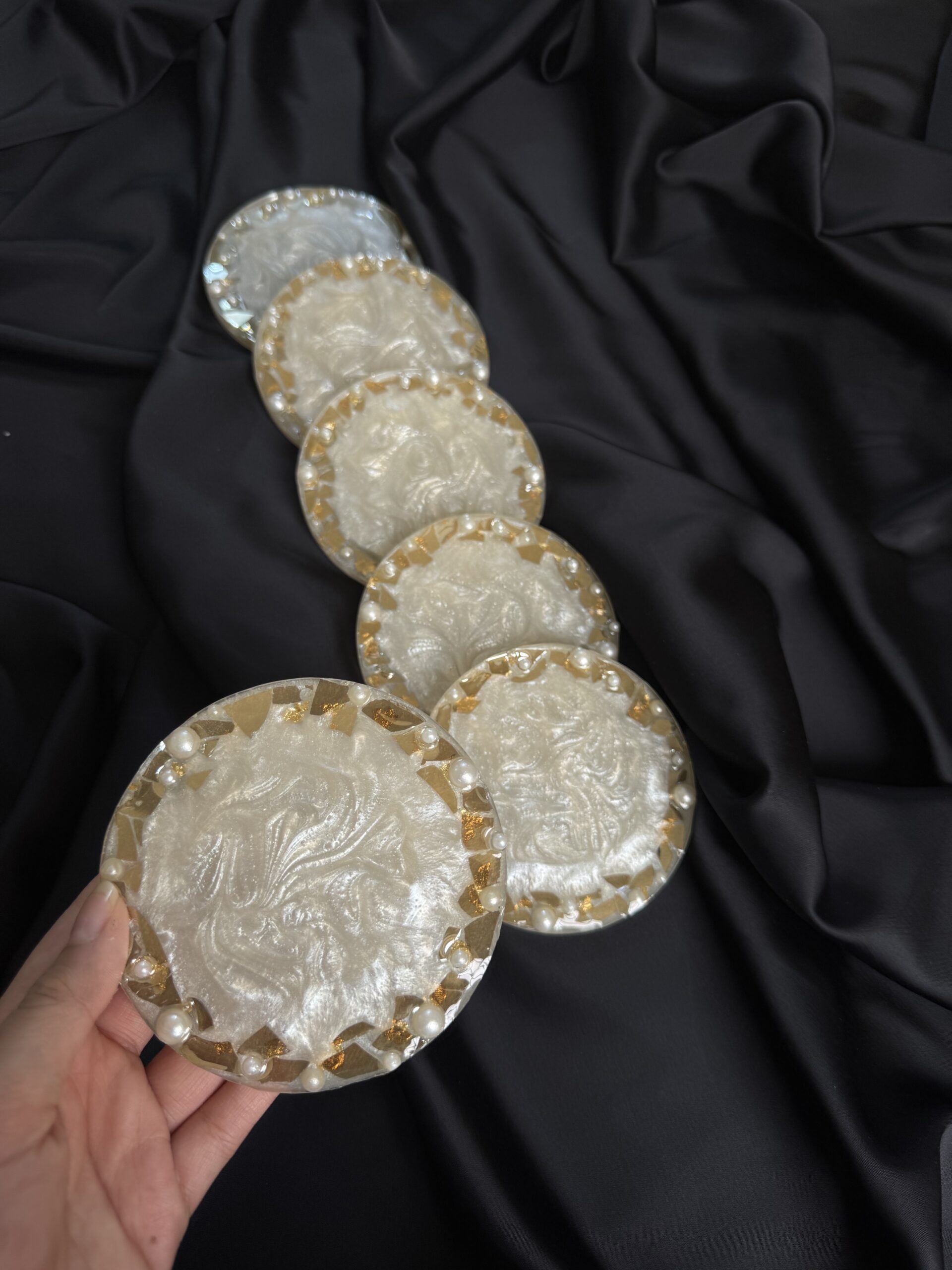 Pearl Swirl Resin Coasters 1