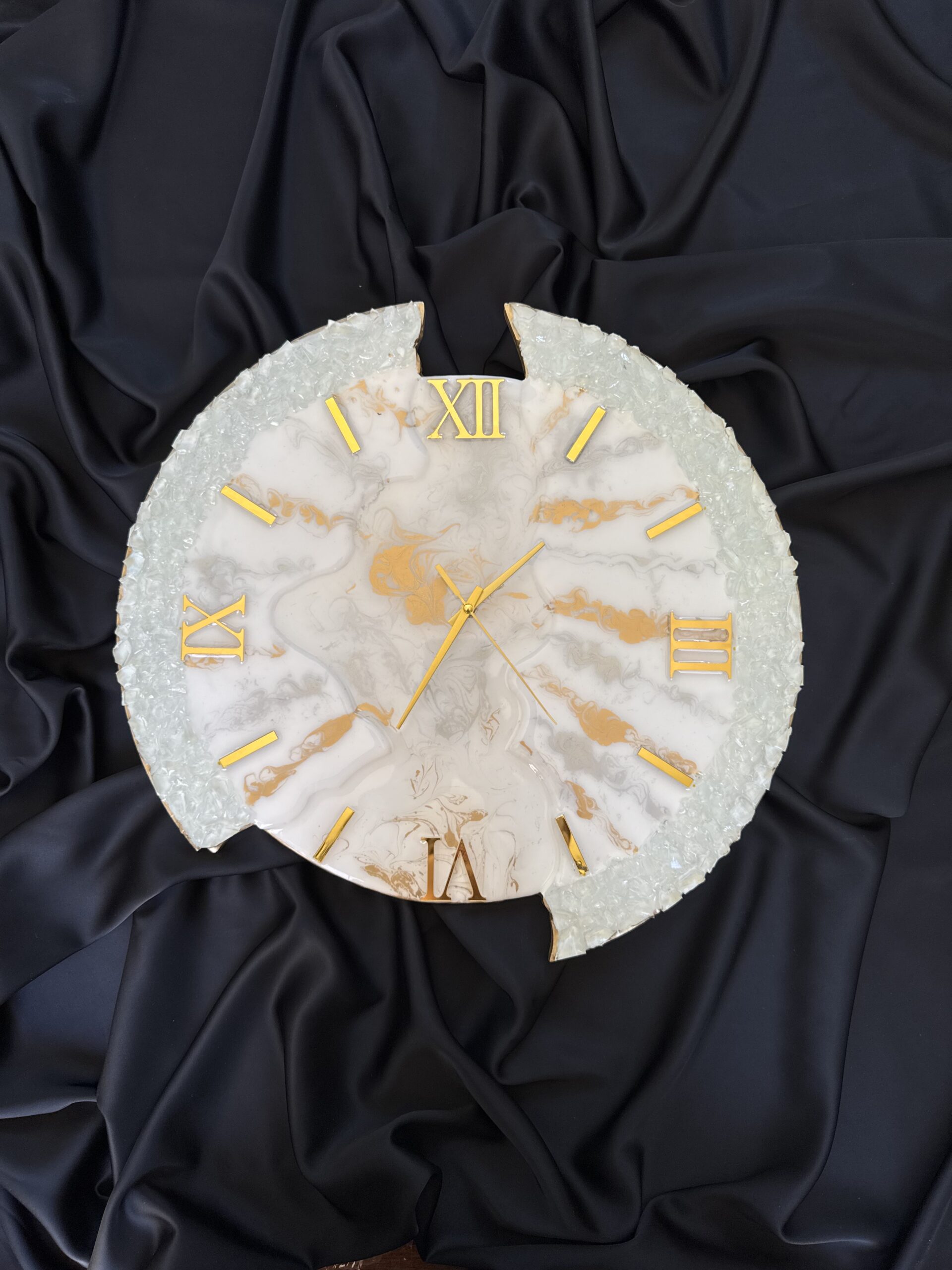 Golden Vein Abstract Resin Clock